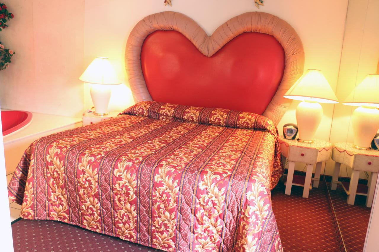 Bed Ford Inn Erie Exteriér fotografie