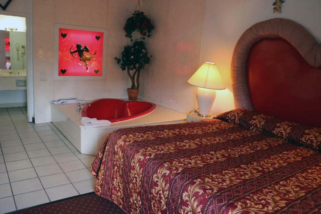 Bed Ford Inn Erie Exteriér fotografie